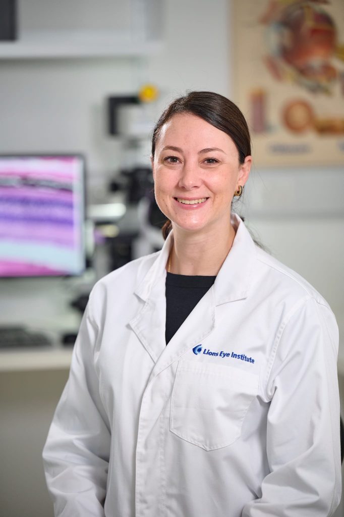 Dr Livia Carvalho
